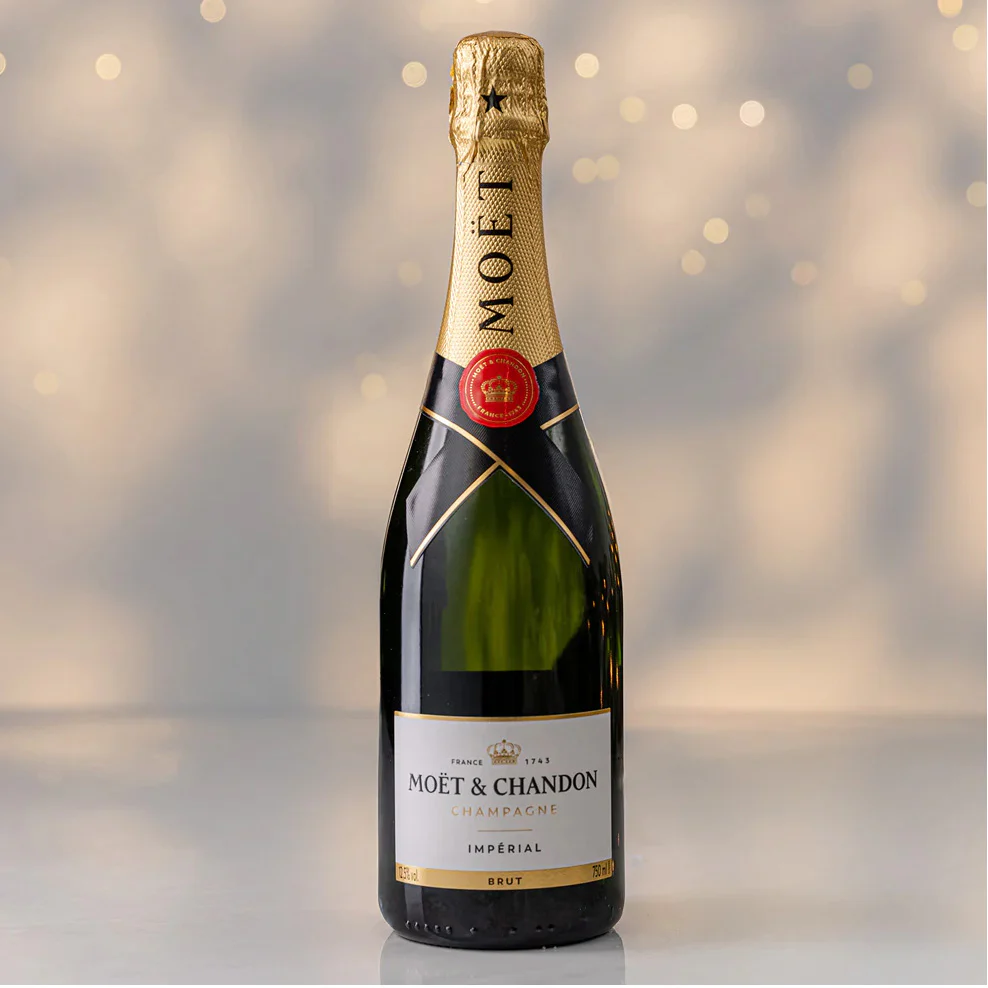 Christmas Treats With Moët Hamper - Image 4