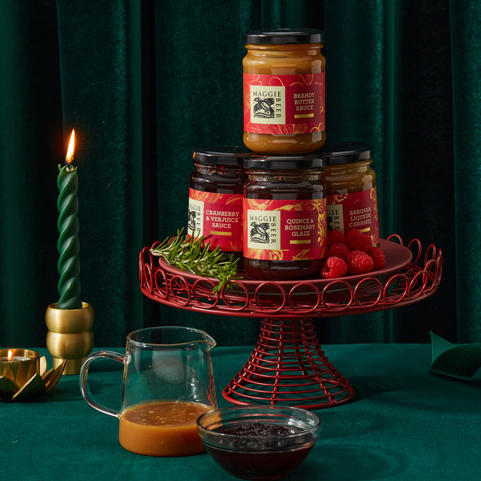 Deck The Halls Hamper With Moët - Image 6