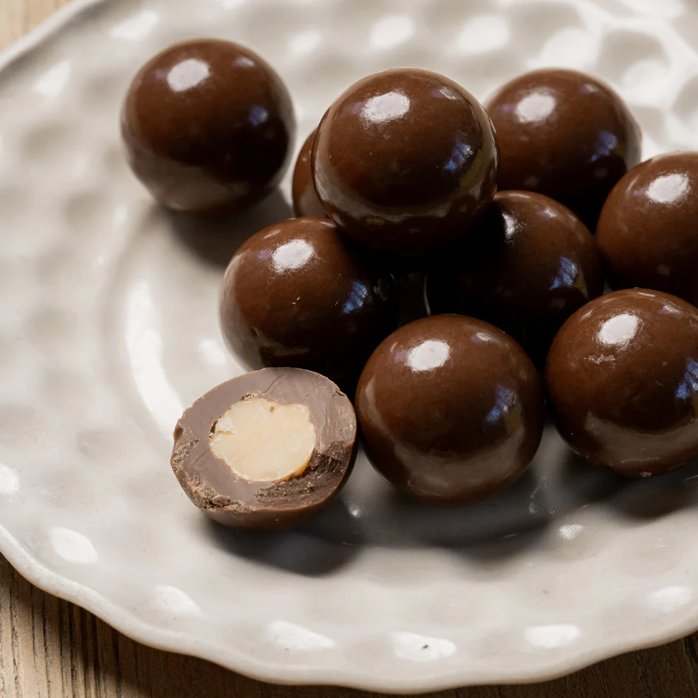 Maggie Beer Milk Chocolate Lemon Myrtle Macadamias - Image 4