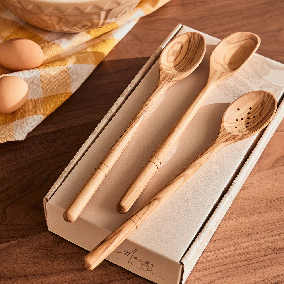 Maggie Living: Entertainer's Delight Gift Pack - Image 4