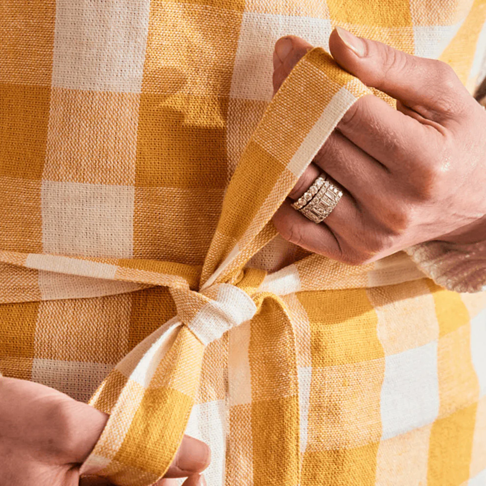 Maggie Living: Woven Gingham Apron - Image 7