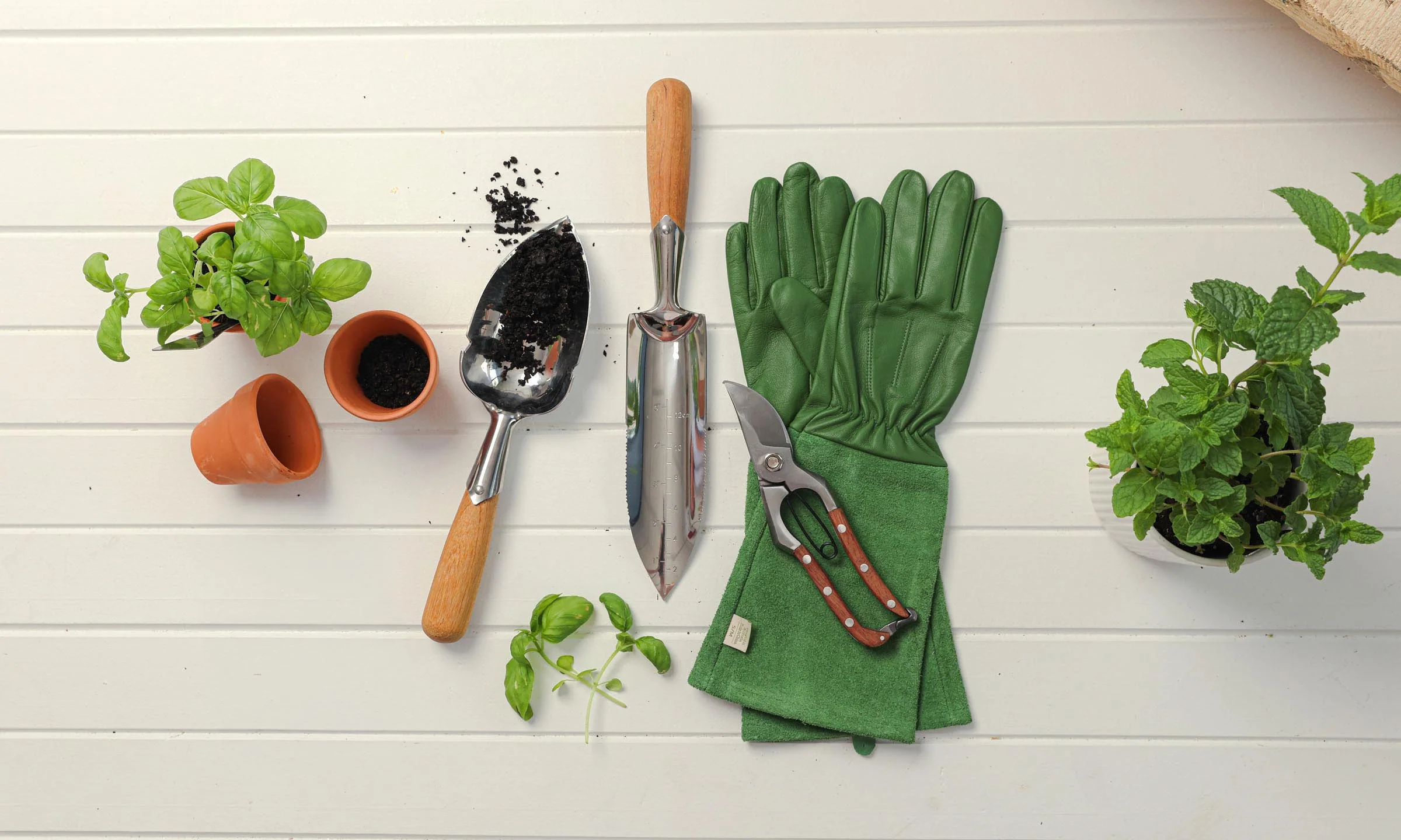 Maggie's Essential Gardening Kit