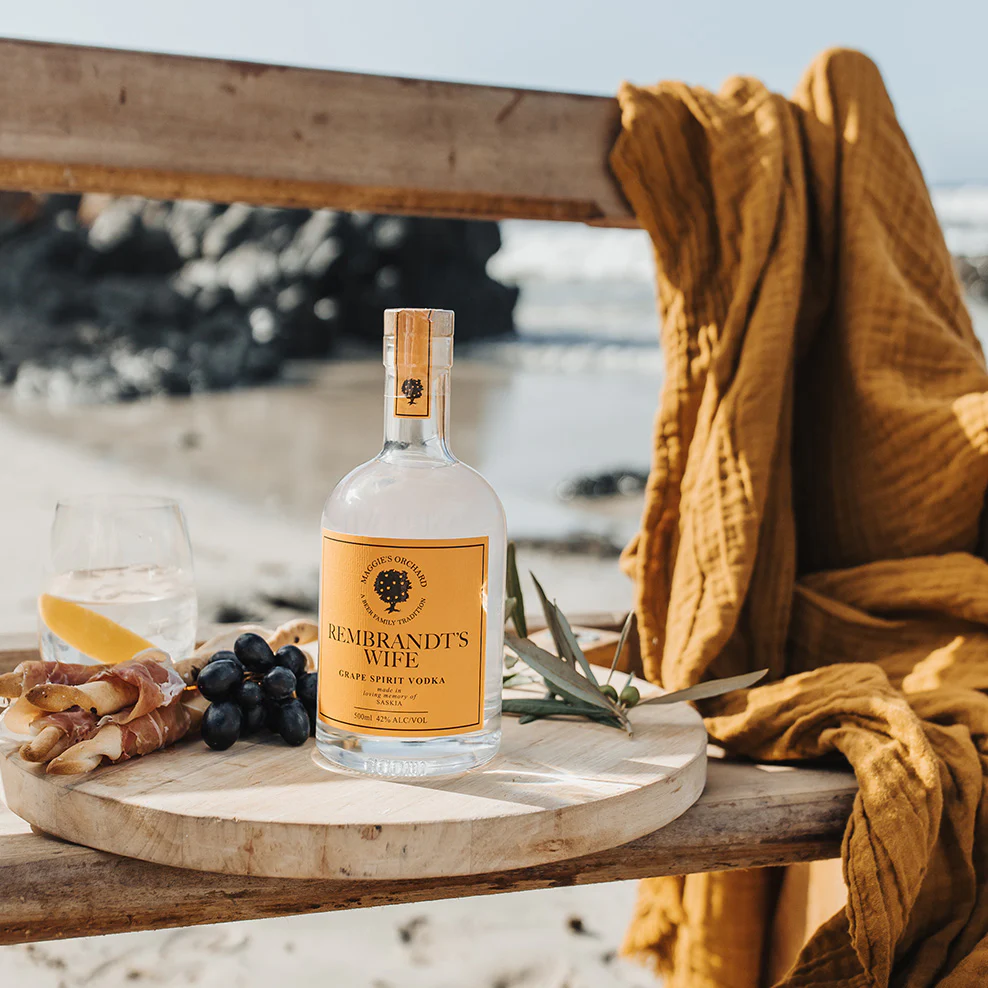 Rembrandt's Wife Vodka - Image 2